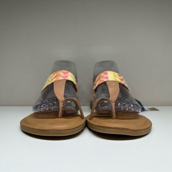 NWOB | TOMS | Bree Chevron Inspired Thong Sandals | Warm Beige | Size 7 - Picture 6 of 16